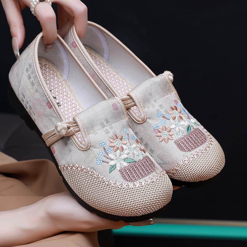刺繍入り 花柄メッシュ スリッポン