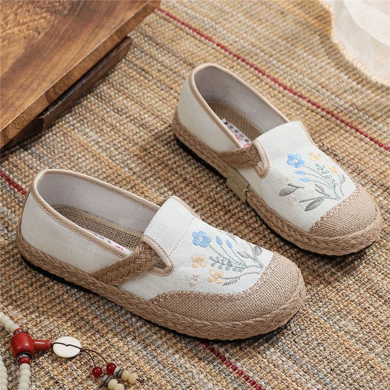 お花刺繍入りジュート風スリッポン